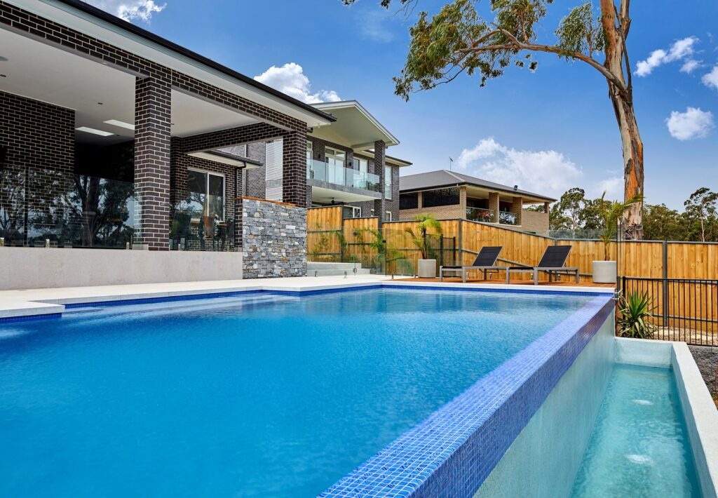 Award Winning Sydney Pool & Spa Builders | Jade Pools Since 1975